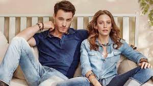 Uzun süredir beraberlik yaşayan kerem bürsin ile serenay sarıkaya'dan çok konuşulacak hamle. Move Over Hande Ercel Is Kerem Bursin Back With Ex Girlfriend Serenay Sarikaya Check Out Her Comment Al Bawaba