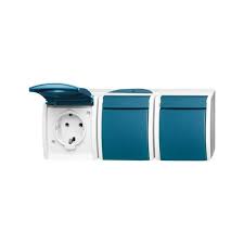 Der einsatz der steckdose kann als gestalterisches element auf der arbeitsplatte küche, bad oder büro erfolgen. Busch Jaeger 2300 3 Ew 53 Schuko Steckdose 3 Fach Grau Blaugrun 2cka002084a0698 Kaufen Elektro Wandelt