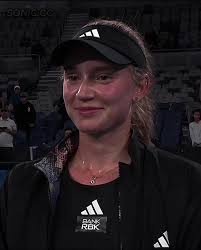Kecantikan Elena Rybakina dalam Dunia Tenis