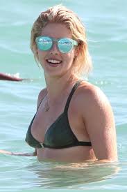 Emily Bett Rickards Appreciation Thread