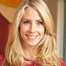 Mollie Helm's Instagram, Twitter & Facebook