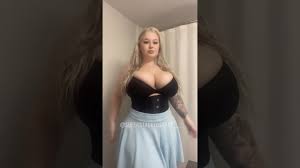 Super Stacked Stacy - YouTube