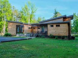Normally there are about 10 lake homes for sale at w kerr scott reservoir, and 30 listings for lots and land. Re Max On The Lake Real Estate On Lake Gaston Waterfront Properties Homes For Sale Lake Gaston Va Nc