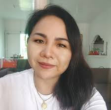 SWEET SATURDAY TREAT 😍 Free your sched, sit back, and enjoy the  anticipated showdown of sister teams Choco Mucho Flying Titans vs Creamline  Cool Smashers! Catch them at 5:00 PM via FREE