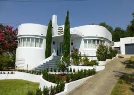 615 Lindsay Avenue Albury Nsw 2640 Image 0 Art Deco Architecture Art Deco Buildings Art Deco Home