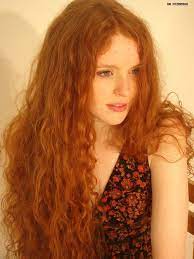Irish Women Pretty Green Eyed Irish Girl Redhead Beauty Long Hair Styles Hair Styles