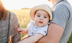 Doppelnamen Fur Jungen Und Madchen Pampers Der pfarrer valentin half den verliebten eine ehe schließen.