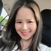 Dora Peng's Instagram, Twitter & Facebook