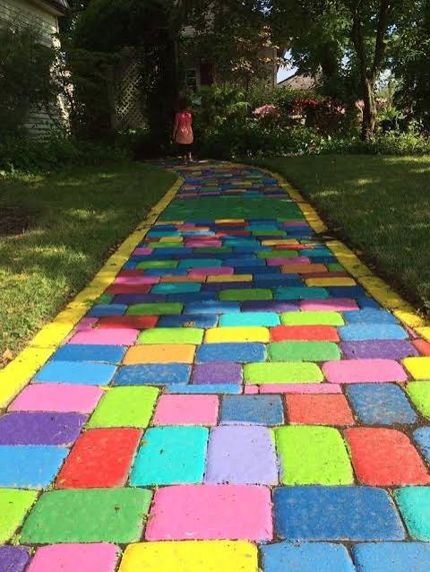 Follow the rainbow brick road :) | Sidewalk chalk art ...