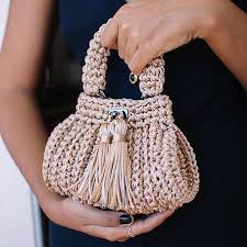 bolsa mini cantiga cm584 varias cores clica pra ver catarina mina ethic fashion brasil moda sustentavel semanas de moda bolsa de croche