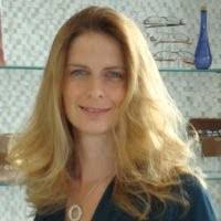 Nicole Schwartz's Instagram, Twitter & Facebook