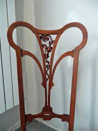 Chaise lounge upholstered in black leather and buttoned.the timber sides are carved and studded. Silla De Enfermera Art Nouveau 1900 Estilo Louis Majorelle Catawiki