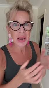 Katie Hopp's Instagram, Twitter & Facebook