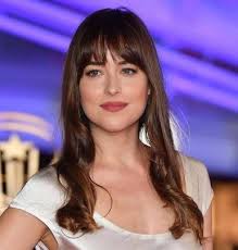 Dakota, georgia, an unincorporated community. Dakota Johnson Vergleichen Sie Die Korpergrosse Das Korpergewicht Die Korpermasse Mit Anderen Beruhmtheiten Stellameus