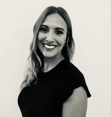 Carmen Coy's Instagram, Twitter & Facebook