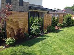 Durchgänge sind absolut notwendig um den garten nutzen zu können. Garten Gartengestaltung Ideen Und Bilder Homify Gartengestaltung Moderner Garten Sichtschutzzaun Garten