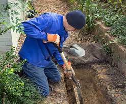 Die römer verwendeten anfangs noch gräben mit steinen und strauchwerk, um sümpfe trocken zu legen und ihre straßen vor wasserschäden zu schützen. Drainagerohr Verlegen Mit Unserer Anleitung Kein Problem