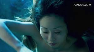 Susan Park Butt scenes in Snowpiercer - UPSKIRT.TV