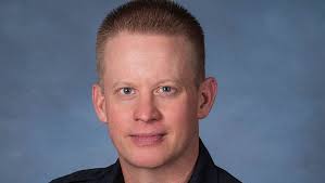 Salem police officer wins national D.A.R.E. award