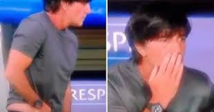 You can choose the most popular free joachim low gifs to your phone or computer. Create Meme Leo The Sniffer Leo The Sniffer Joachim Low Pictures Meme Arsenal Com