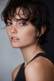 Sophia Woodward's Instagram, Twitter & Facebook