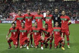 To właśnie portugalia broni tytułu mistrza europy, ale nie jest głównym faworytem do kolejnego triumfu. Rozowy Europrzewodnik Grupa B Reprezentacja Portugalii Sport