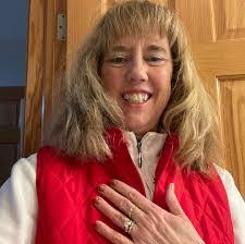 Marilyn Muir's Instagram, Twitter & Facebook