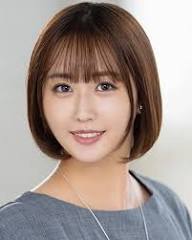 江崎奈央の顔写真