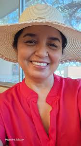 What does the text message "🍆=🙅‍♀️🔙=✋️🍆" mean?