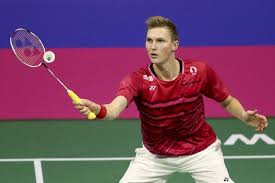 He won at the 2010 bwf world junior championships, making him the first european player to win the title. Axelsen Beats Chen To Meet Lin Dan In World Badminton Final