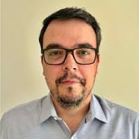 Eddie Borges's Instagram, Twitter & Facebook