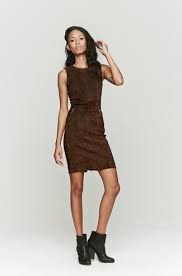 Check spelling or type a new query. Tenue Robe Fourreau En Daim Marron Fonce Bottines En Cuir Noires Lookastic France