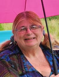 Donna Egan's Instagram, Twitter & Facebook