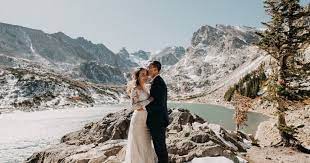 All the ins and outs of how to elope at colorado national monument in grand junction, colorado! Best Places To Elope In Colorado Road Trip Elopements See Prices