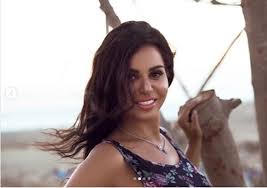 طارق العريان زياد الوشاحي مخرج منفذ. Ø­Ù„Ùˆ Ø§Ù„ÙÙ† Ù†Ø³Ø±ÙŠÙ† Ø£Ù…ÙŠÙ† ØªÙˆØ¯Ø¹ Ø§Ù„ØµÙŠÙ Ø¨Ù€ Ø·Ù„ Ø© Ø´Ù Ø§ÙØ© Heloualfan Com