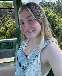 Hey guys is anyone looking for a house sitter from January onwards? I can  do either long or short term stays! more than happy to do meet and greets  I've worked in