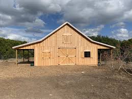 Barn homes have long been associated with rural farming, often calling to mind the image of rolling farmland and grazing horses. Texas Country Charmers