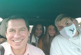 Juan Dalmau Ramírez a adăugat o...