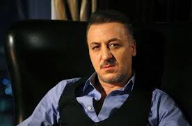 Ömer'in sevgilisi, cengiz'in karısı, can'ın annesi. Menajerimi Ara Dizisiyle Ekranlara Donen Baris Falay Hakkinda Bilmeniz Gerekenler Magazin Haberleri Ntv