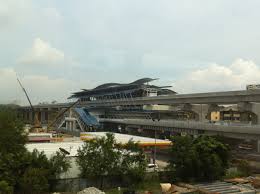 Taipan lrt station is a light rapid transit station at taipan (usj6) in uep subang jaya in subang jaya, selangor, malaysia. Usj 7 Station Wikipedia