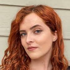 Gabrielle Gil's Instagram, Twitter & Facebook