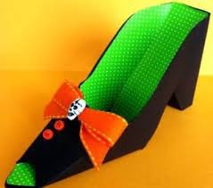 Easy diy witches shoes with free printable templates! 31 Spooky Halloween Witch Craft Ideas Feltmagnet