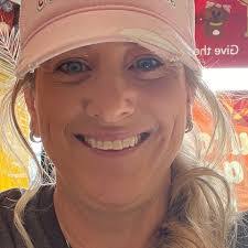 Jane Neis's Instagram, Twitter & Facebook