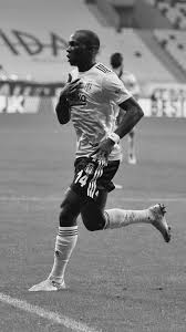 You can also upload and share your favorite beşiktaş wallpapers. Vincent Aboubakar Futbolcular Yildiz Fotograf