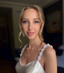 I create makeup that highlights natural beauty, and we will choose the  right look for any occasion 💄 ✨ My services: — Day makeup — Evening makeup  — Wedding makeup — Lifting