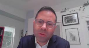 El ministro Mario Rojas Espino se reúne de manera virtual con los ministros  de #MedioAmbiente de la región, y con Leonardo Martínez, del Equipo del  Enviado Especial sobre #CambioClimático de la oficina