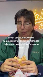 Mi lugar feliz! 🍔🔥 justo donde quisieran estar #hamburguesas #sucre  #valentinburguer #sucrebolivia🇧🇴 #desayuno