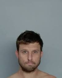 ROBERTSON DILLON Record Details: Inmate ID: 20024840 Height: 6 ft 02in(s)  Weight: 180 lbs Gender: M Race: W Age: 33 Eye Color: GRN Hair Color: BRO  Charges: Charge Code: 7100 Charge Description: