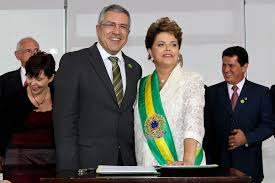 Presidenta Dilma Rousseff empossa o ministro da Saúde, Alexandre ...