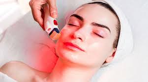 Everyone from beauty editors to celebrities like chrissy teigen, jessica alba and kate h. Led Light Therapy For Skin Uses Effectiveness Safety Procedure